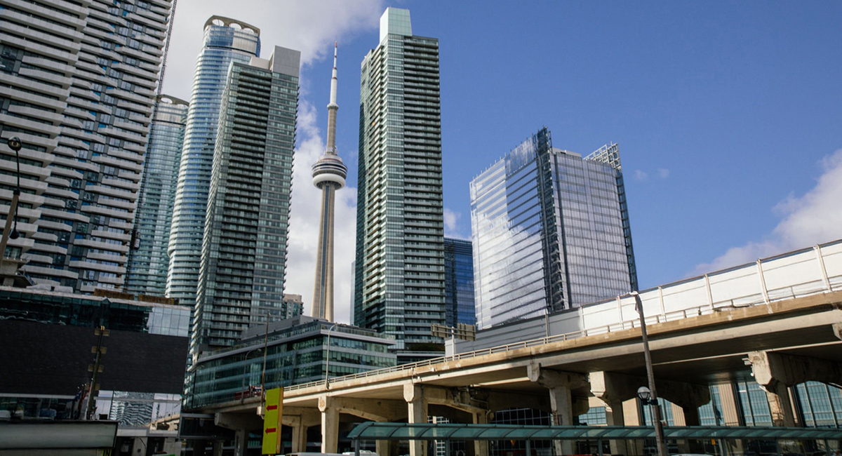Why the TSX's Two-Day Rebound Is the Most Dangerous Data Point on the Chart