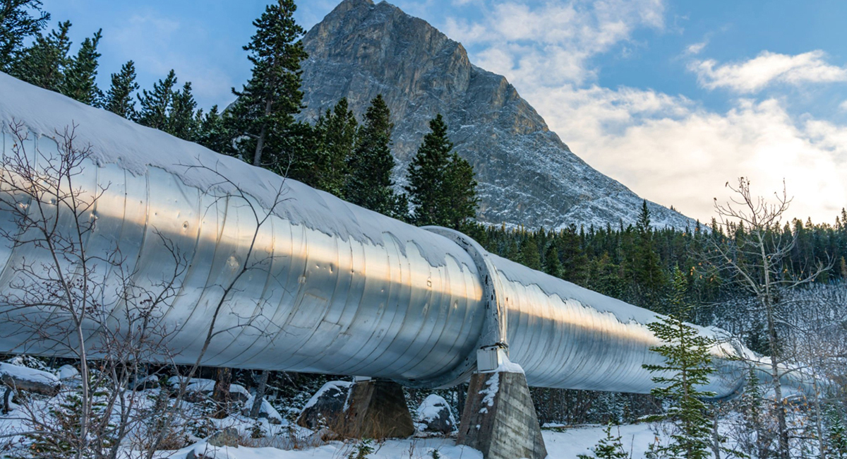 Banks and Energy Are Pulling the TSX in Opposite Directions This Week