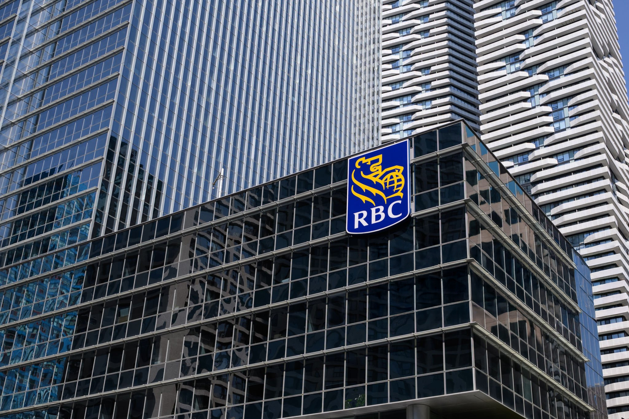 The TSX Closed Near a Five-Week High. The War Had Little to Do With It.