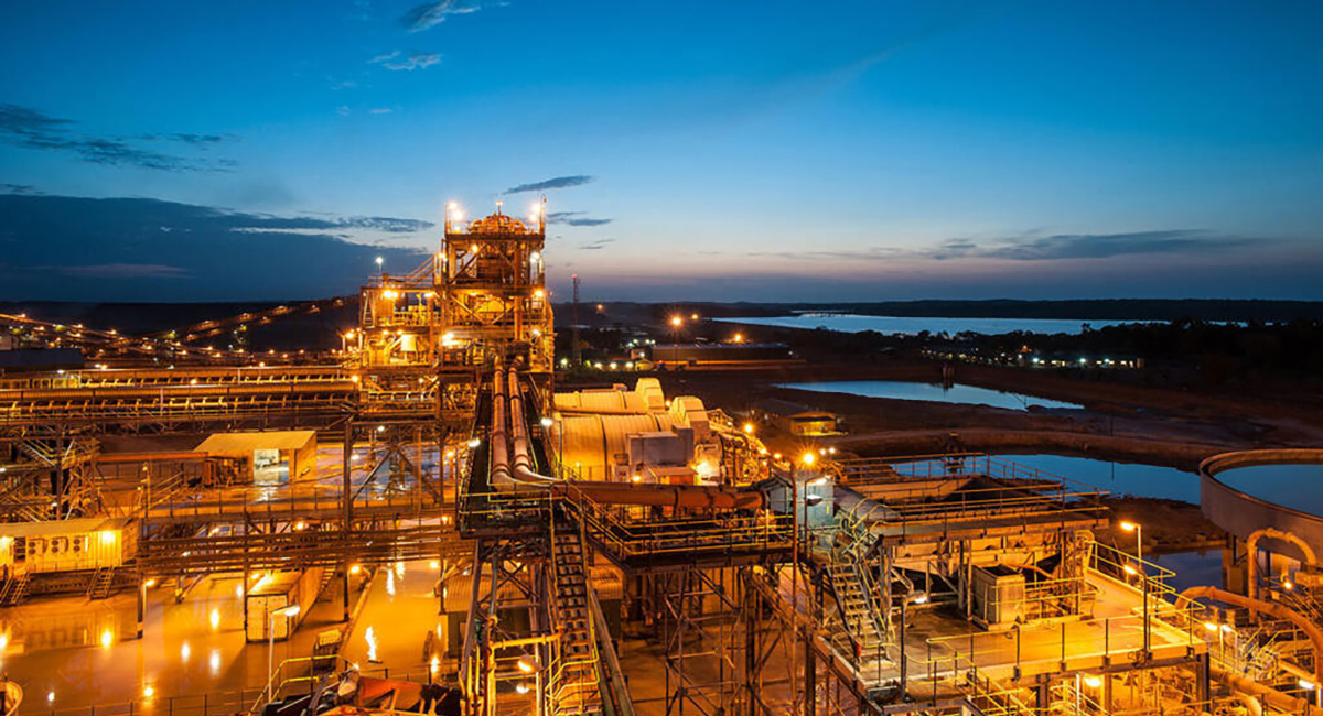 TSX Jumps 1.17% as Gold Miners Lead a Broad Commodity Rally
