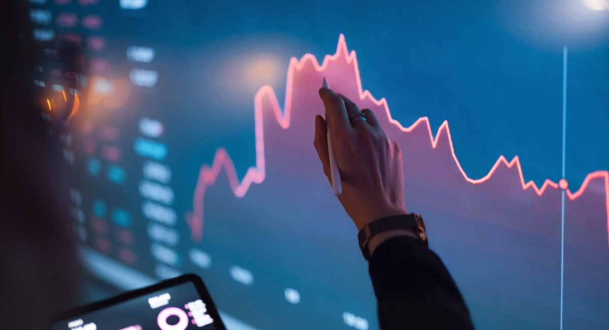 The TSX Fell to a Three-Week Low the Same Week Oil Crossed $100 Twice