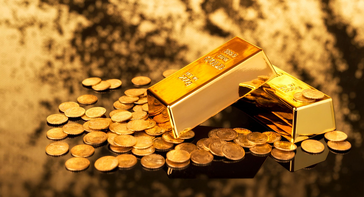 With Wall Street Closed, Gold Ripped While Oil Sank, and the Loonie Only Listened to One of Them